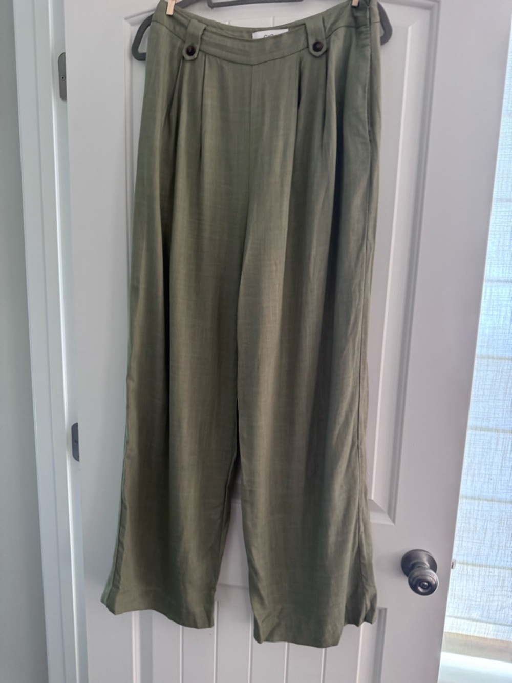 CeCe Light Olive Linen-Blend Pants